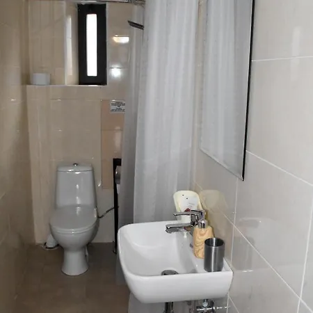 къща стария град 3*